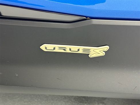 Used 2024 Lamborghini Urus S image 26