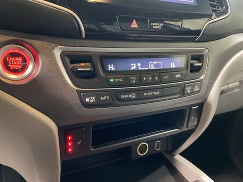 Used 2023 Honda Ridgeline RTL image 23