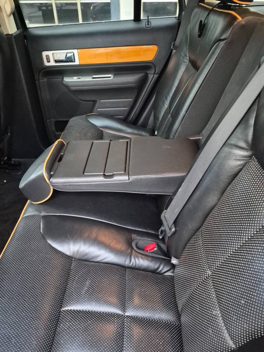 Used 2010 Lincoln MKX AWD image 9