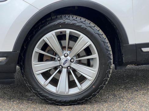 Used 2018 Ford Explorer Limited image 48