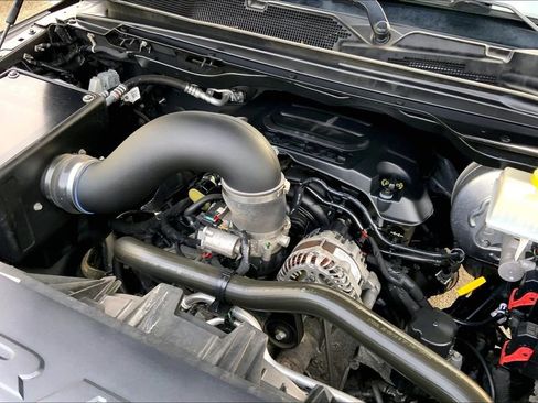 Used 2019 RAM 1500 Laramie image 29