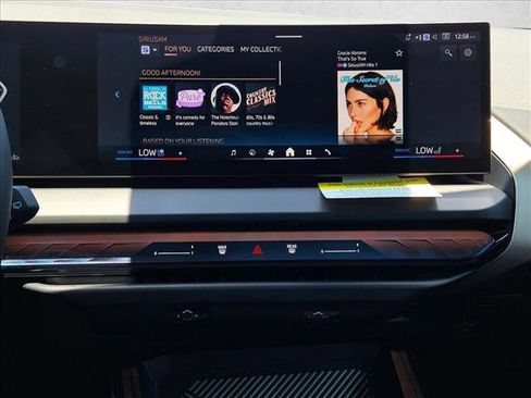 Certified 2025 BMW X3 xDrive30i w/ Premium Package image 11