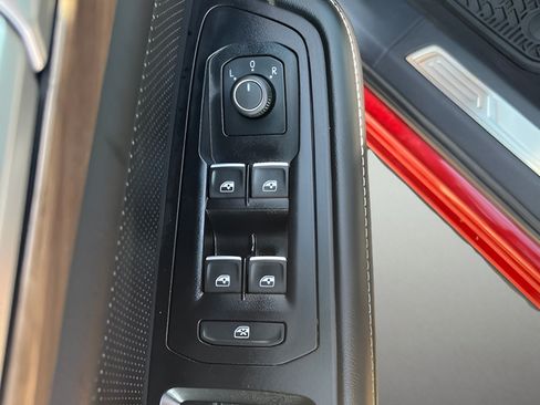 Used 2024 Volkswagen Atlas SE FWD image 15