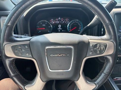 Used 2018 GMC Sierra 2500 Denali w/ Duramax Plus Package AWD/4WD image 18