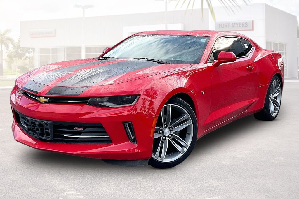 Used 2018 Chevrolet Camaro LT RWD image 27