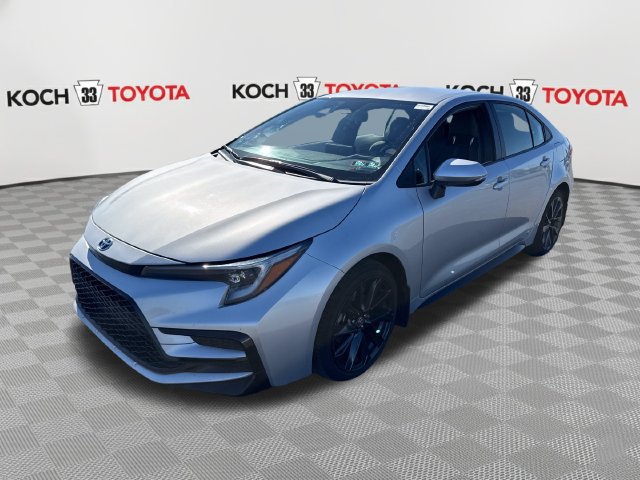Certified 2024 Toyota Corolla SE AWD/4WD image 3