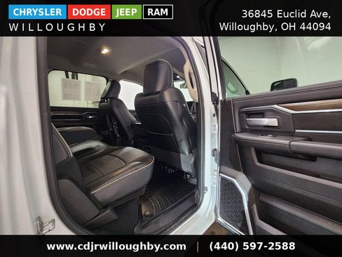 Used 2024 RAM 2500 Laramie AWD/4WD image 32