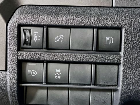 Used 2025 Toyota 4Runner SR5 image 17