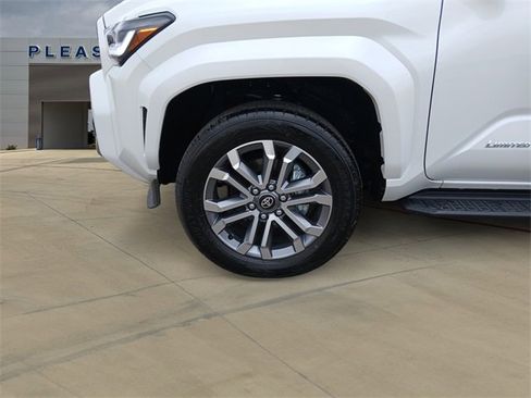 Used 2026 Toyota 4Runner Limited image 14