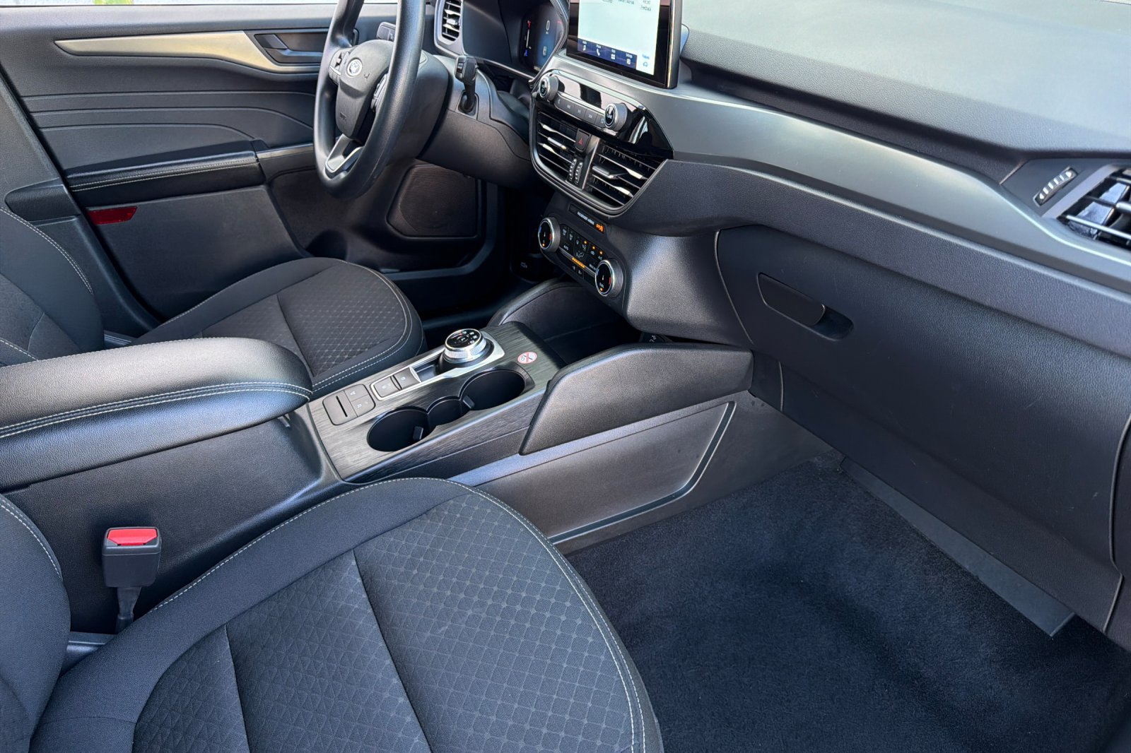 Used 2025 Ford Escape Active FWD image 16