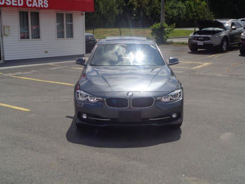 Used 2017 BMW 330i xDrive Sedan AWD/4WD image 13