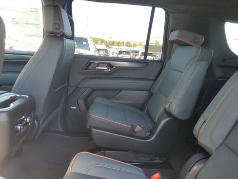 New 2026 GMC Yukon XL AT4 image 9