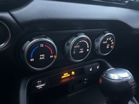 Used 2018 MAZDA MX-5 Miata RF Grand Touring image 20