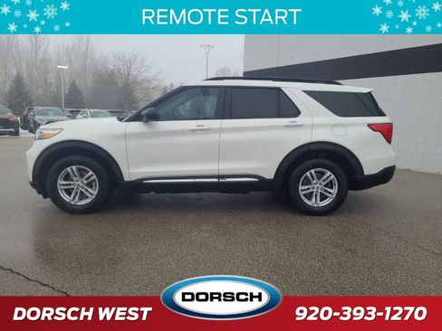 Used 2022 Ford Explorer XLT w/ Equipment Group 202A image 3