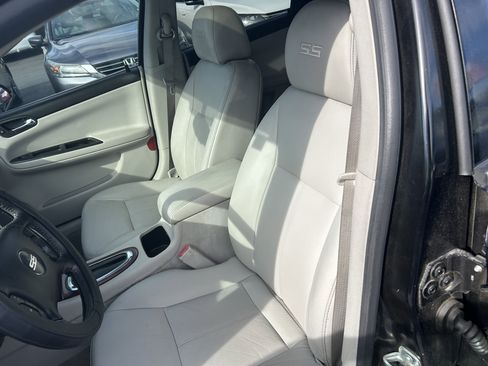 Used 2006 Chevrolet Impala SS w/ Convenience Package image 10
