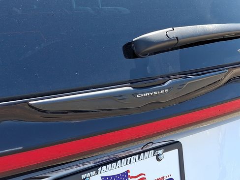 Certified 2023 Chrysler Pacifica Touring-L w/ Uconnect Theater Family Group AWD/4WD image 30