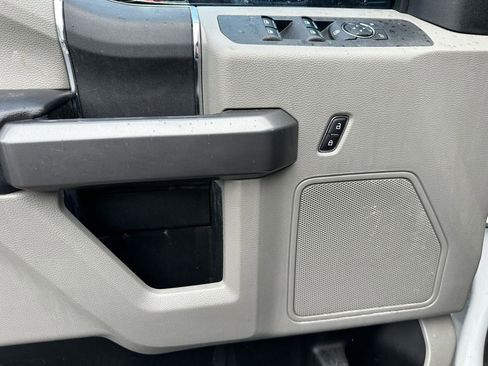 Used 2021 Ford F250 XLT image 12