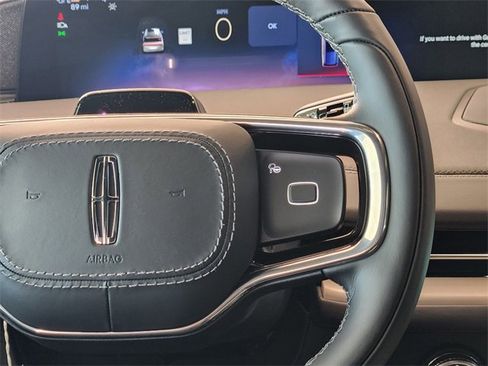 New 2025 Lincoln Navigator Reserve w/ Jet Appearance Package image 27