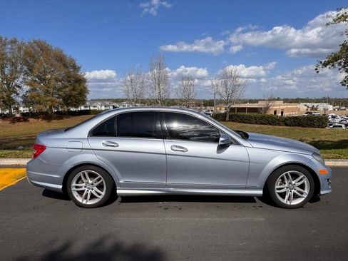 Used 2013 Mercedes-Benz C 250 Sport image 27