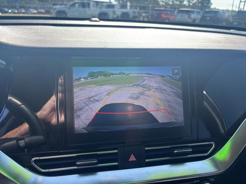 Certified 2022 Kia Niro LXS image 13