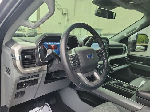 Used 2022 Ford F150 XLT w/ Equipment Group 302A High AWD/4WD image 18