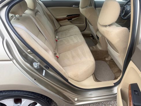 Used 2010 Honda Accord EX image 13
