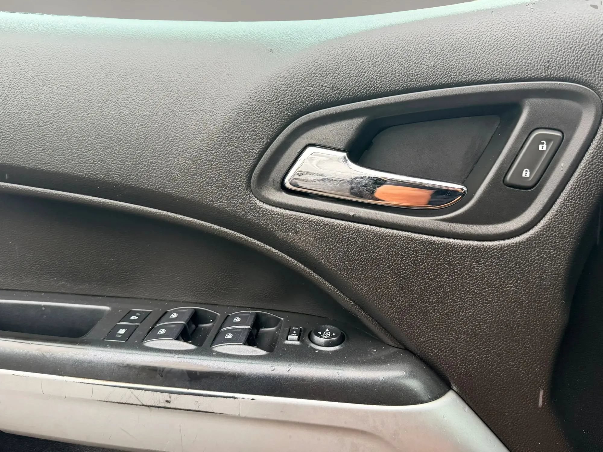 Used 2018 Chevrolet Colorado LT RWD image 18