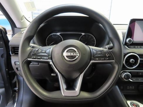 Used 2024 Nissan Sentra SV image 8