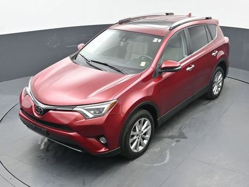 Used 2018 Toyota RAV4 Limited image 40