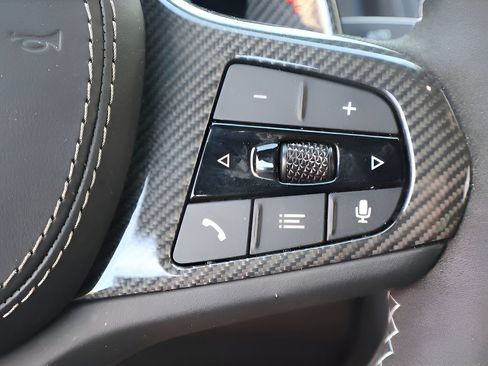 Used 2023 BMW M850i xDrive Coupe w/ M Carbon Exterior Package AWD/4WD image 19