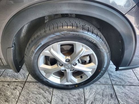 Used 2024 Honda HR-V LX image 10