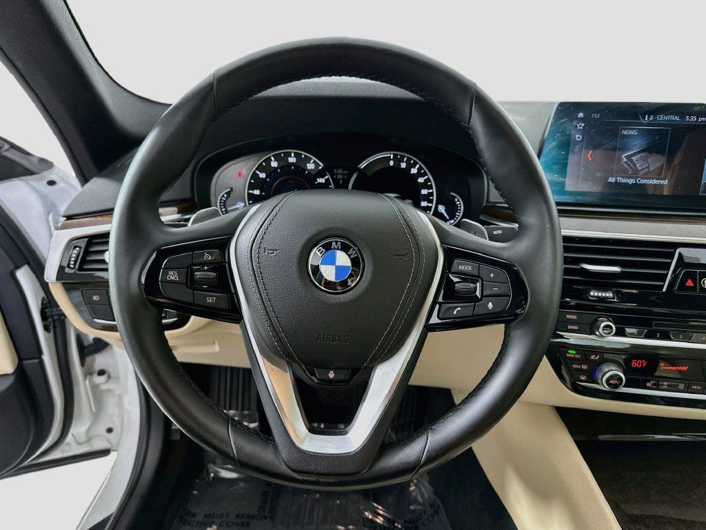 Used 2018 BMW 530e RWD image 12