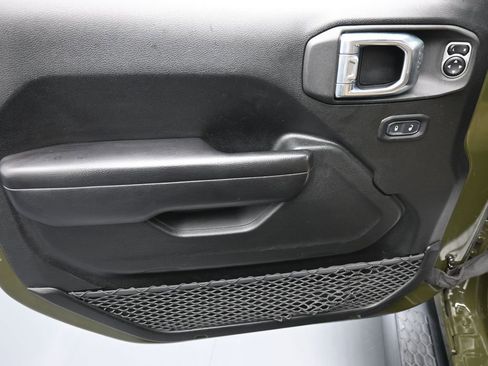 Certified 2021 Jeep Wrangler Unlimited Sport image 9