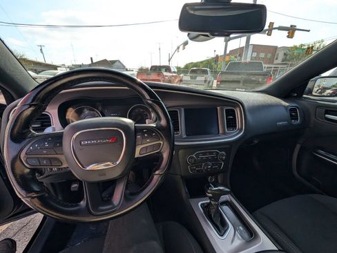 Used 2022 Dodge Charger GT RWD image 21