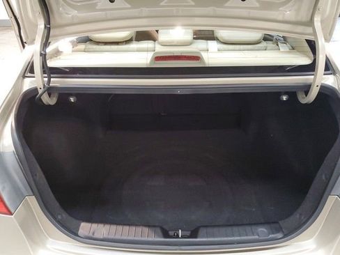 Used 2010 Hyundai Elantra GLS image 24