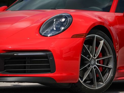 Certified 2024 Porsche 911 Cabriolet image 27