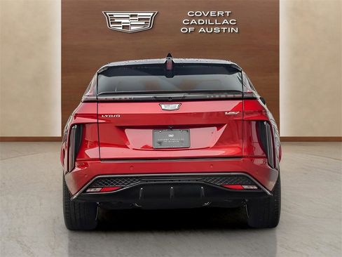 New 2026 Cadillac Lyriq V w/ Exterior Carbon Fiber Package image 4