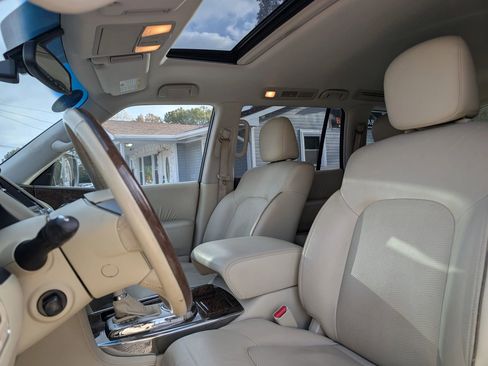 Used 2016 INFINITI QX80 4WD w/ Driver's Assistance Package image 22