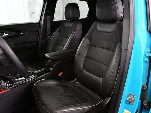 Used 2021 Chevrolet TrailBlazer RS w/ Convenience Package image 27