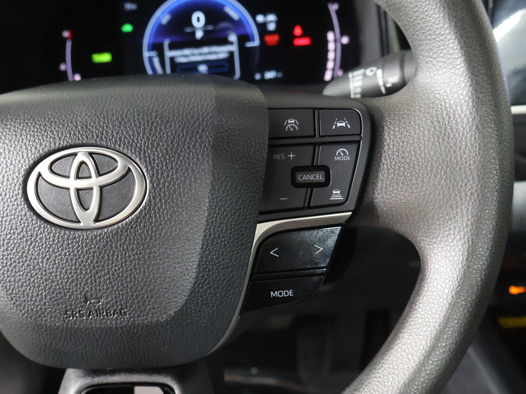 Used 2025 Toyota Camry LE FWD image 36