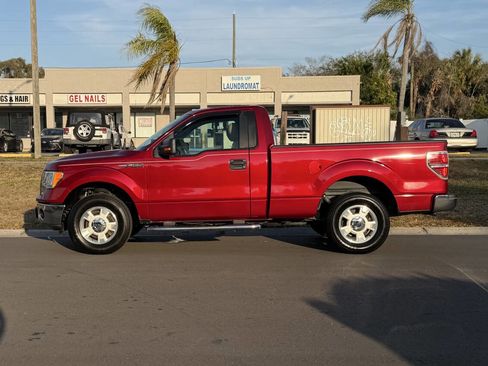Used 2013 Ford F150 XLT w/ Mid Equipment Group image 4