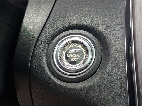 Certified 2022 Mercedes-Benz GLC 300 4MATIC image 23