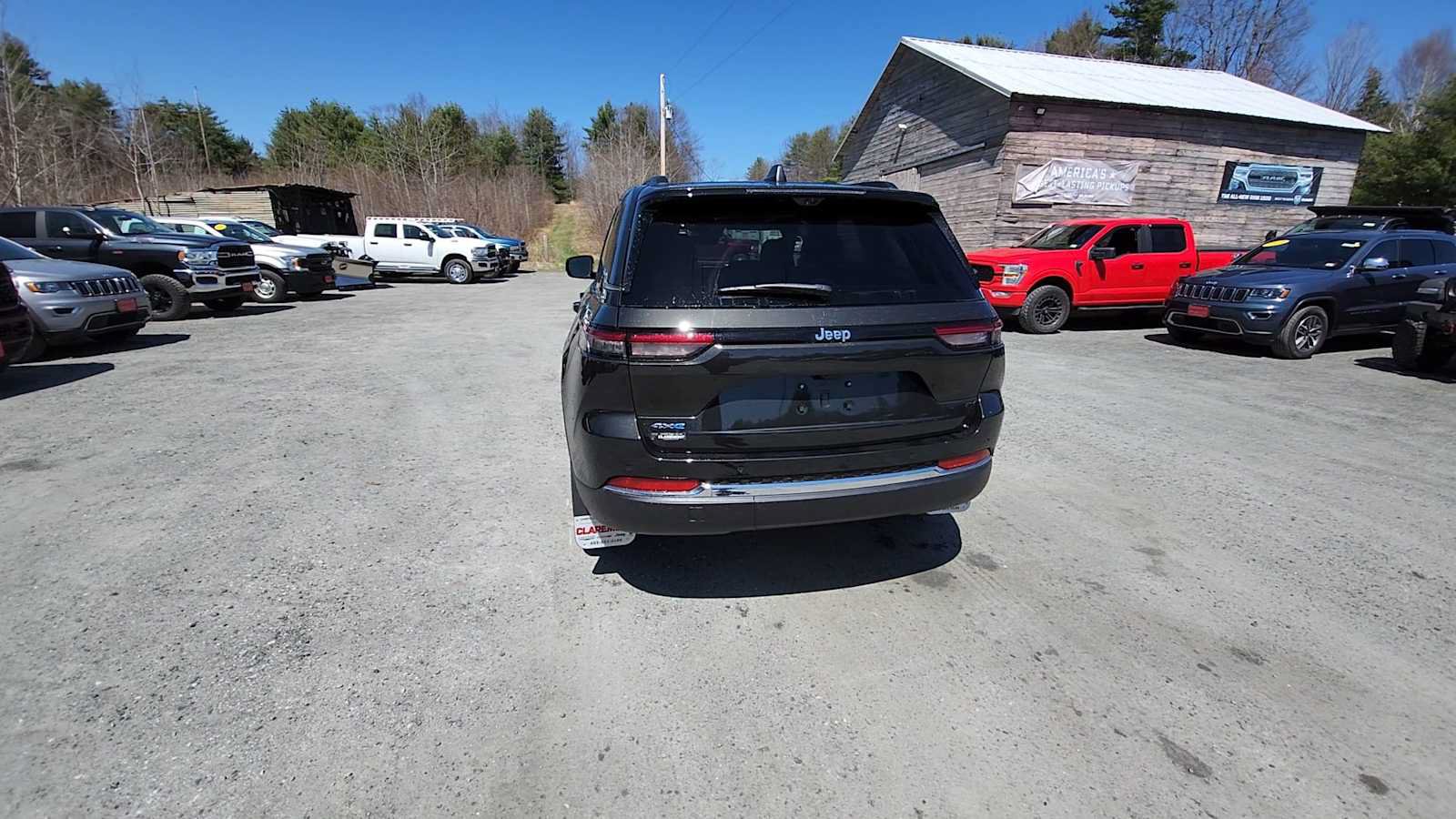 New 2024 Jeep Grand Cherokee Limited 4xe w/ Luxury Tech Group II AWD/4WD image 7