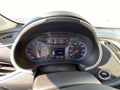 Used 2023 Chevrolet Malibu LT FWD image 30
