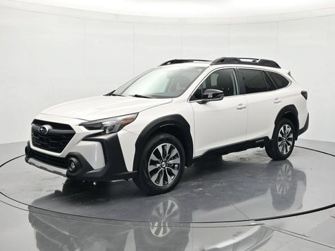 Used 2025 Subaru Outback Limited AWD/4WD image 1