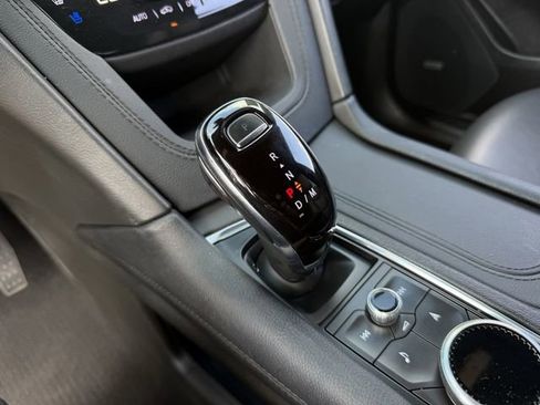 Used 2024 Cadillac XT5 Premium Luxury image 22