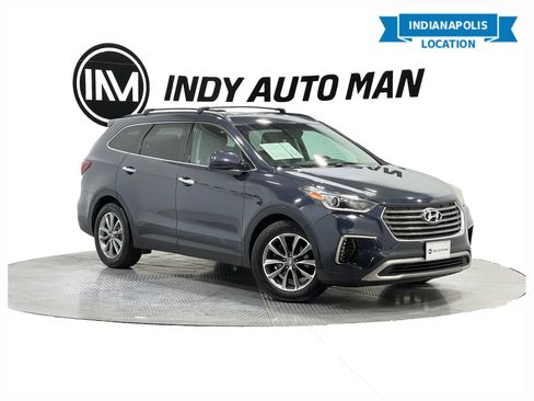 Used 2017 Hyundai Santa Fe SE w/ Cargo Package AWD/4WD image 1