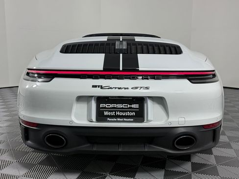 Certified 2022 Porsche 911 Carrera GTS image 9