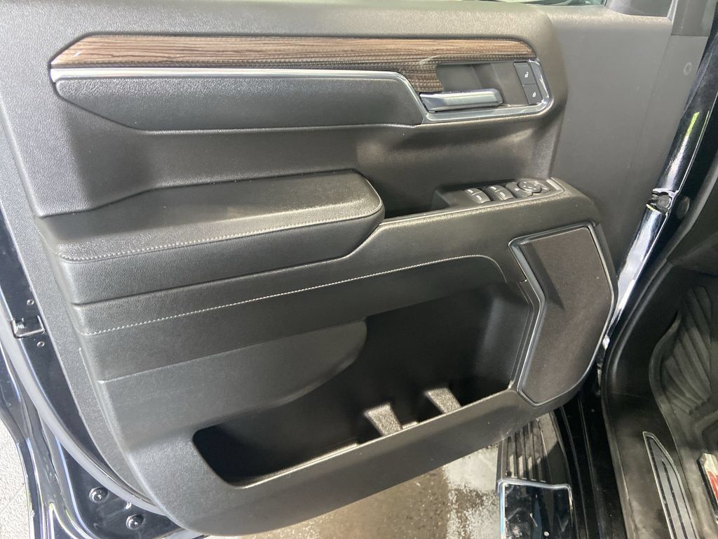 Certified 2023 Chevrolet Silverado 1500 RST w/ Z71 Off-Road Package AWD/4WD image 22