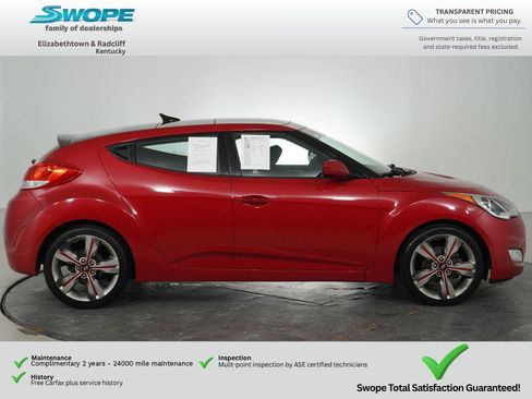 Used 2017 Hyundai Veloster Value Edition FWD image 3